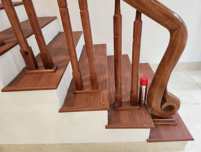 Kích thước mặt bậc cầu thang nhựa giả gỗ