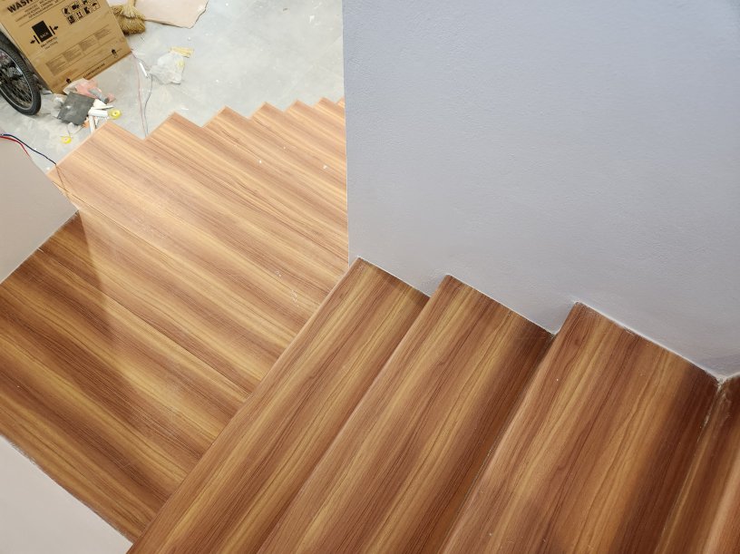 Nẹp nhôm hay nẹp inox cho mặt bậc cầu thang nhựa giả gỗ? Loại nào đẹp và phù hợp Hưng Yên Ân Thi Mỹ Hào Tiên Lữ Đà Nẵng Thanh Hóa Phù Cừ Yên Mỹ Kim Động Nghệ An Văn Giang Văn Lâm Khoái Châu 3 Nep nhom hay nep inox cho mat bac cau thang nhua gia go