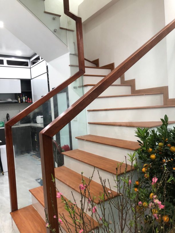 Tay vịn cầu thang bằng nhựa tphcm