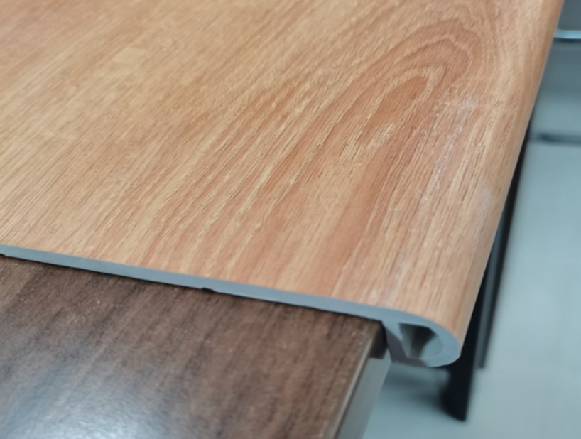 báo giá Bậc cầu thang nhựa Glotex