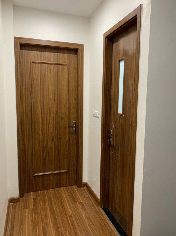 cửa nhựa composite nhà phố